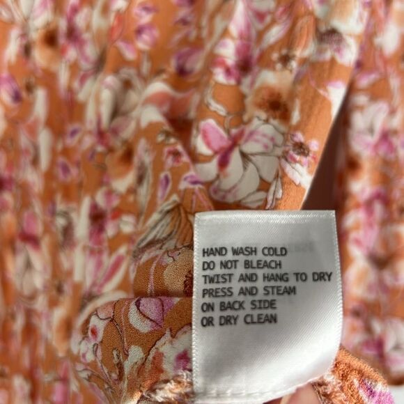 Rachel Zoe High Low Floral Boho Blouse with Bell Sleeves Size Small - Picture 6 of 11